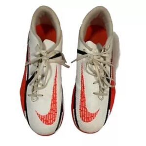 Nike Men's Phantom White and Red Soccer Cleats, size‎ 7.
